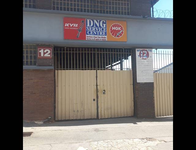 270M² WAREHOUSE TO LET IN CITY WEST